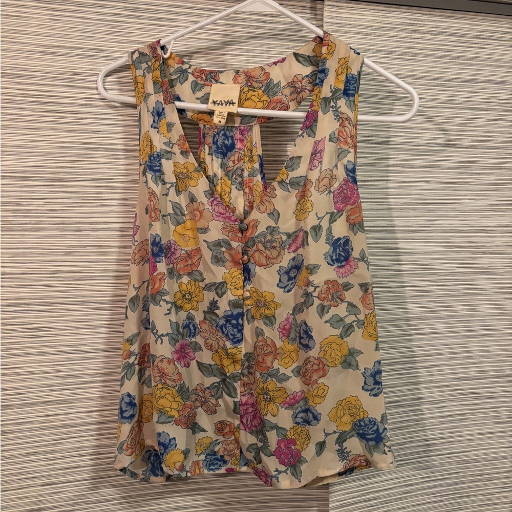 Sleeveless Floral V-Neck Tank Top - Yaya Nom de Plume